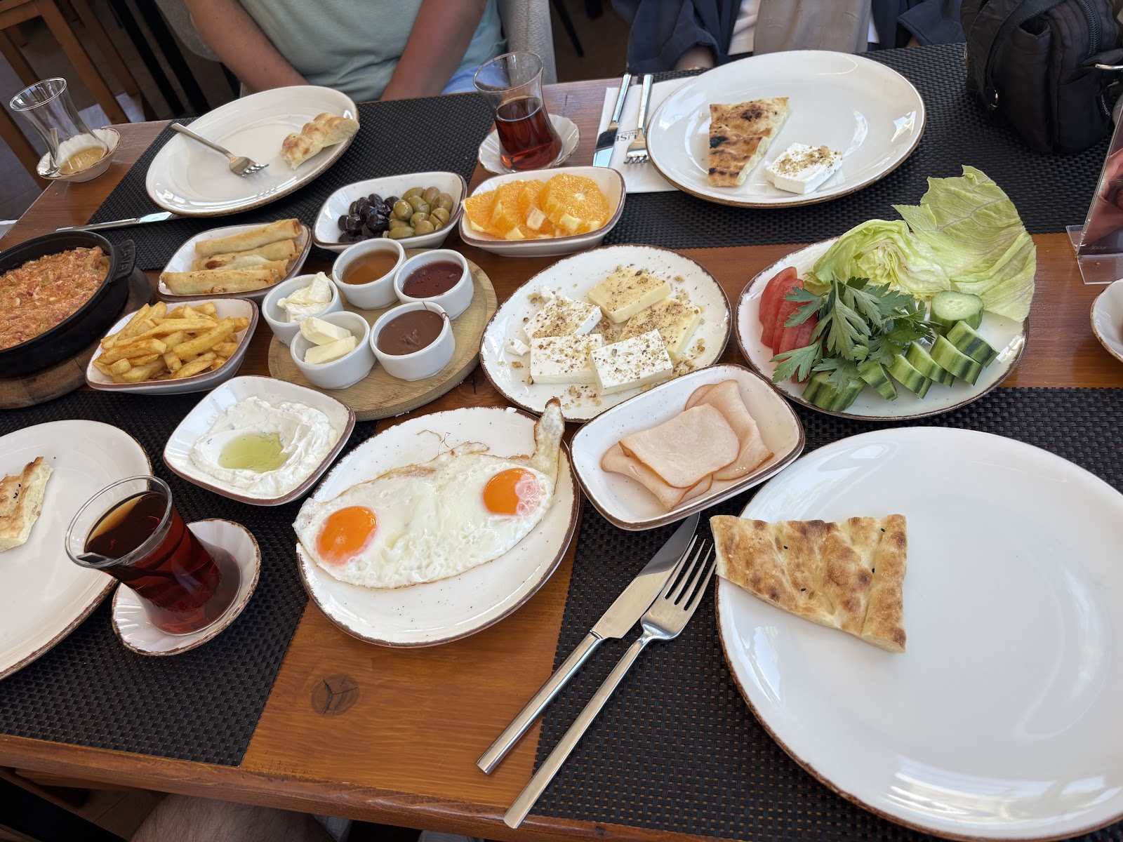 The House Kebab & Grill Restaurant Photo 3